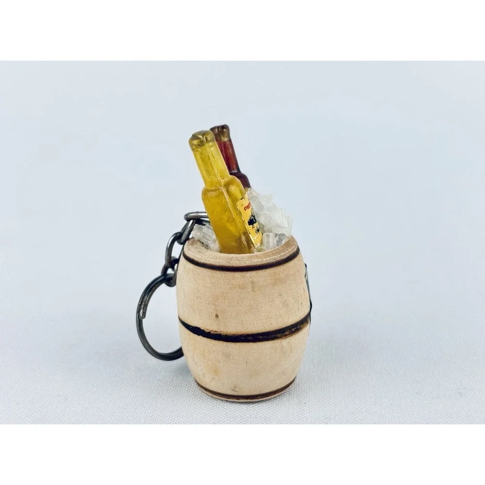 President‎ Beer 2 Two Bottles Barrel Key Chain - Advertising